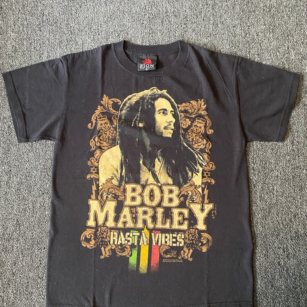 Zion Rootswear Bob Marley Rasta Vibes Black Tee